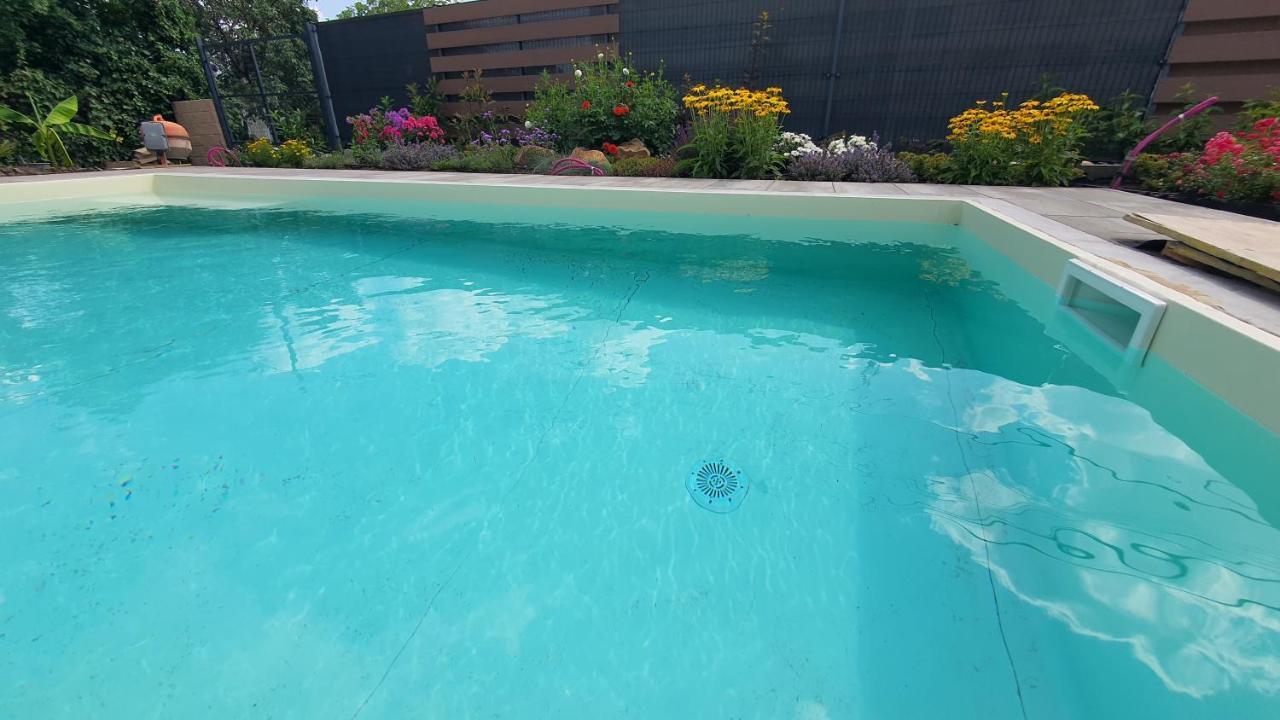 Velence Lakeside Pool House Exterior photo